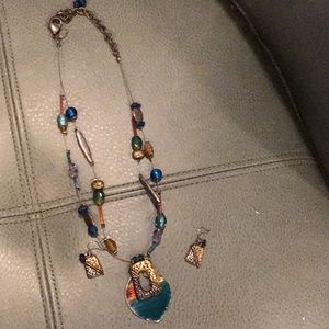 Necklace and earring set